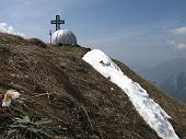 Salita dalla Culmine di S. Pietro ( 1265 m.) al Due Mani-Zucco di Desio ( 1656 m) il 28 aprile 2010 - FOTOGALLERY 